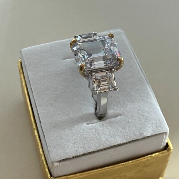 CZ 925 sterling silver ring Size 6 - Picture 3 of 7